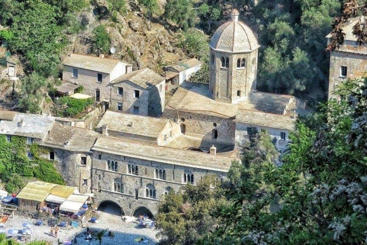 Rosablu Vacanza Tra Mare E Parco Di Portofino Camogli Luaran gambar